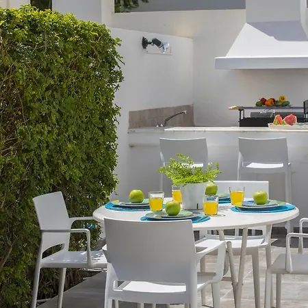 Loulla Villa Protaras